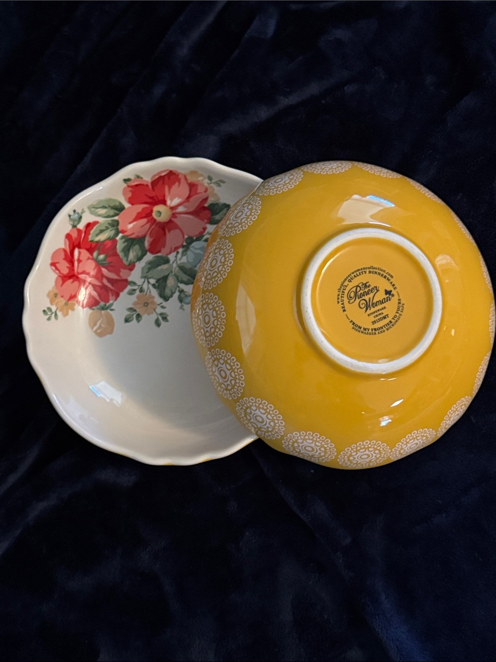The Pioneer Woman Yellow and Cream Floral Pasta Bowls set of 2